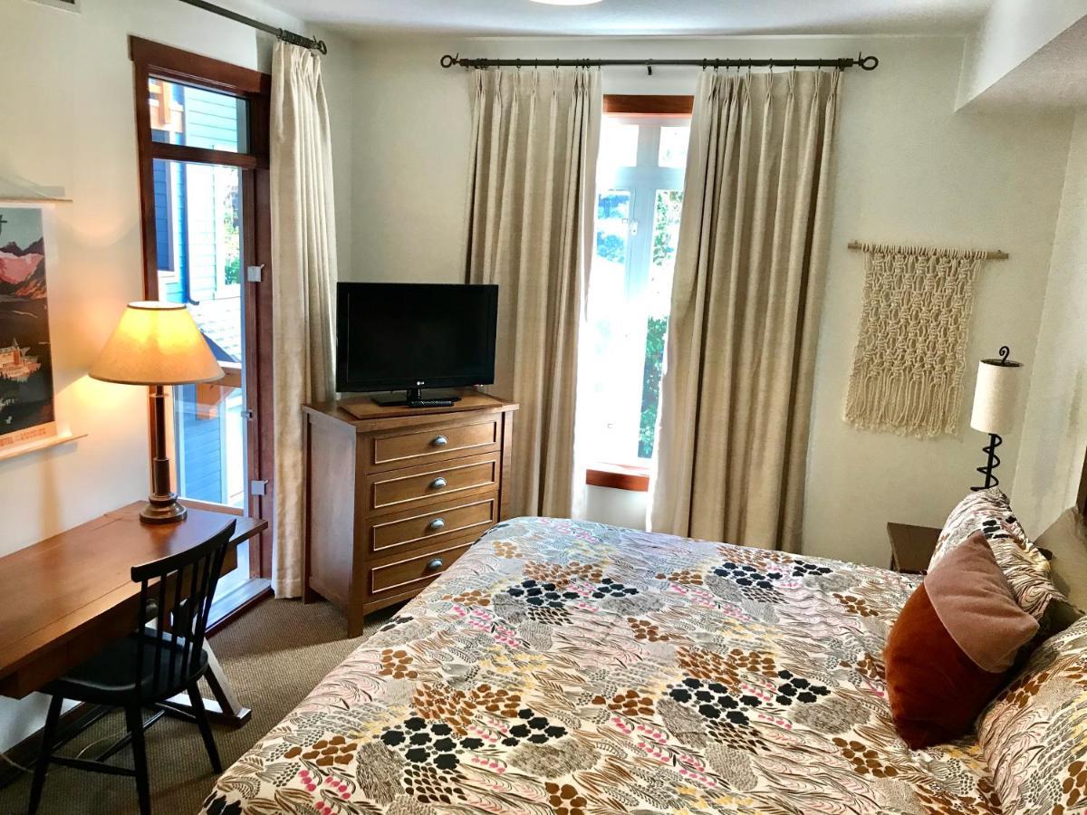 Luxurious & Spacious Mountain Retreat Canmore Luaran gambar